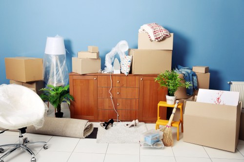 Moving van service in Fulham for local residential relocations